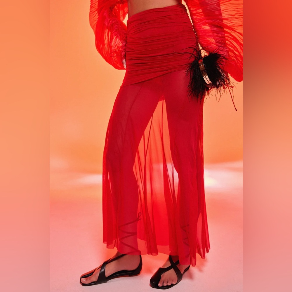 AKIRA RED MIDI MESH SKIRT SIZE S
